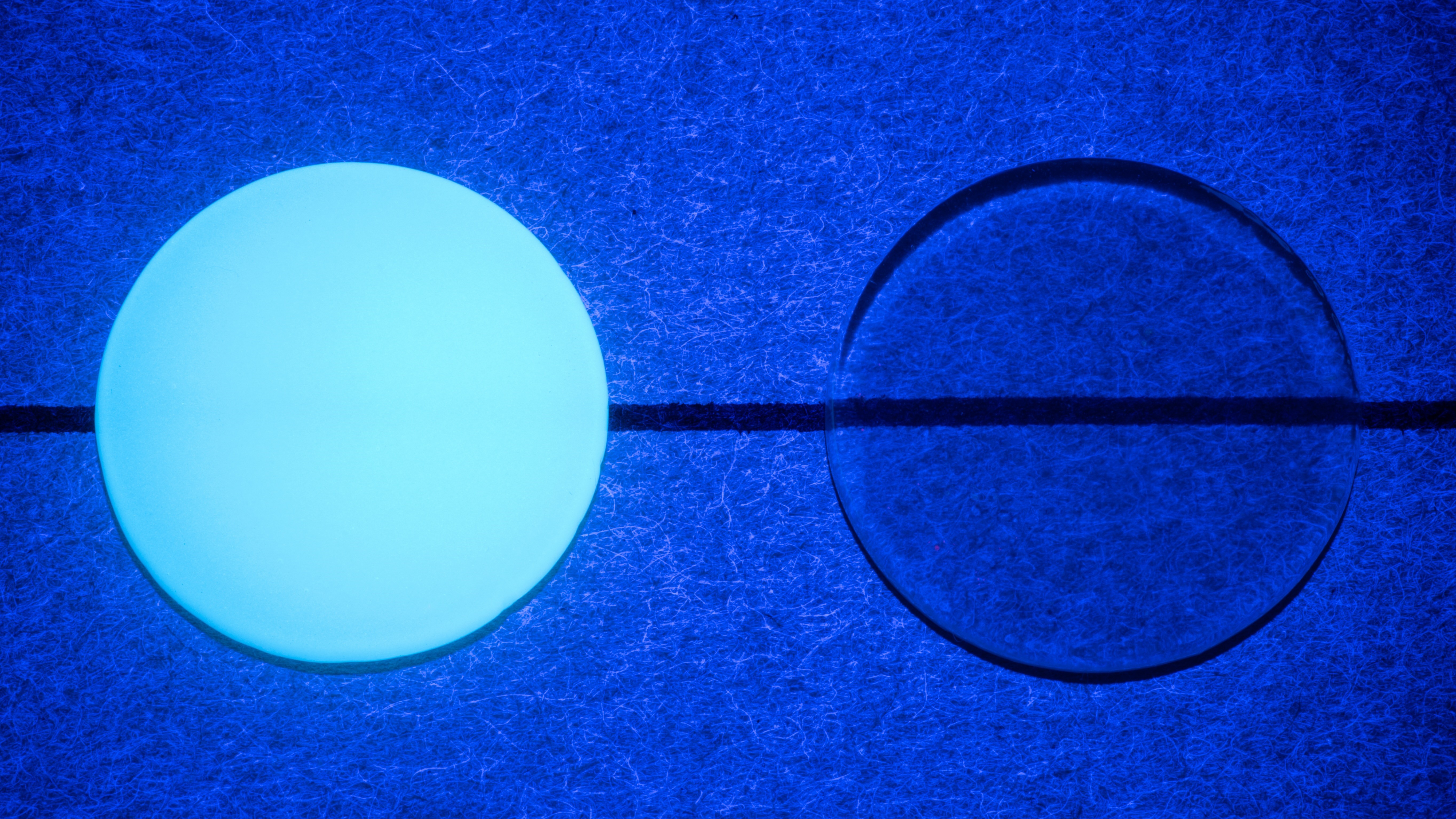 Fluoreszenz von Glaze Fluo und Glaze